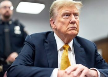 ক্ষমতার অপব্যবহার করে ভারতসহ দেশগুলির উপর স্বেচ্ছাচারী শুল্ক আরোপ করেছে :  ট্রাম্পের আরোপিত বিশাল শুল্ক বাতিল করে বলেছে মার্কিন সুপ্রিম কোর্ট