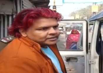 এক ব্যক্তিকে বাবা সাজিয়ে ভোটার তালিকায় নাম তোলার চেষ্টা করা বাংলাদেশি ওমর ফারুক ব্যাপারী অবশেষে গ্রেপ্তার 