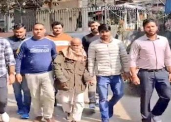 তান্ত্রিক সেজে মন্দিরের প্রসাদের নাম করে মারাত্মক বিষ মেশানো লাড্ডু খাইয়ে স্বামী-স্ত্রী- ছেলেকে খুন করেছিল কামরুদ্দিন ; অবশেষে গ্রেপ্তার 