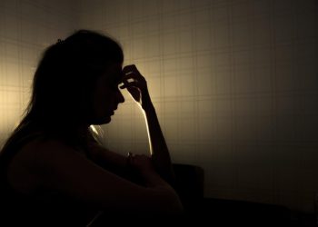 হিন্দু বান্ধবীকে মাদক মেশানো পানীয় দিয়ে বেহুঁশ করে বাড়িতে এনে দাদা আনাসকে দিয়ে ধর্ষণ ; অশ্লীল ভিডিও বানিয়ে হুমকি,  বেরিলিতে মুসলিম বান্ধবী ও তার দাদা-মা-বাবাসহ ৫ জনের বিরুদ্ধে FIR দায়ের