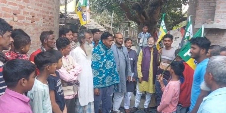 মন্ত্রী স্বপন দেবনাথের গড়ে ঘাঁটি গাড়লো হুমায়ুন কবিরের দল, ২০০ পরিবারের যোগদানের দাবি 