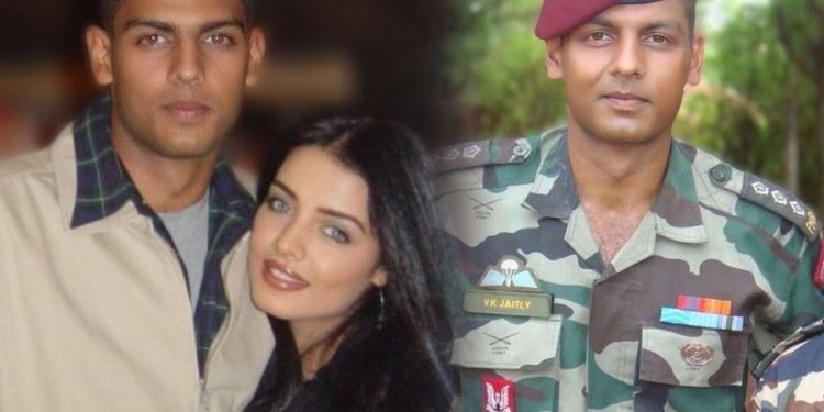 সংযুক্ত আরব আমিরাতে গিয়ে অজানা কারনে গ্রেপ্তার অভিনেত্রী সেলিনা জেটলির ভাই, ১৬ মাসেরও বেশি সময় কেটে গেলেও এখনো কোনো হদিশ করতে পারেনি পরিবার 