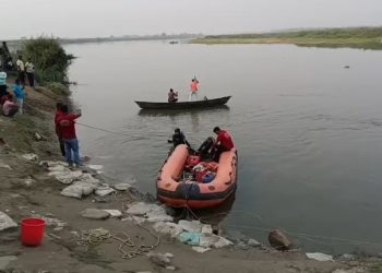 প্রাচীন মায়াপুরে ভাগীরথীর ঘাটে  স্নান করতে নেমে তলিয়ে গেলেন উত্তরাখণ্ডের ইসকন শিষ্য যুবক 