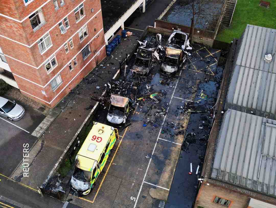 লন্ডনে ইহুদিদের সংস্থায় ইরান মদতপুষ্ট সন্ত্রাসী গোষ্ঠীর হামলা, চার অ্যাম্বুলেন্স পুড়িয়ে দিয়েছে সন্ত্রাসীরা 