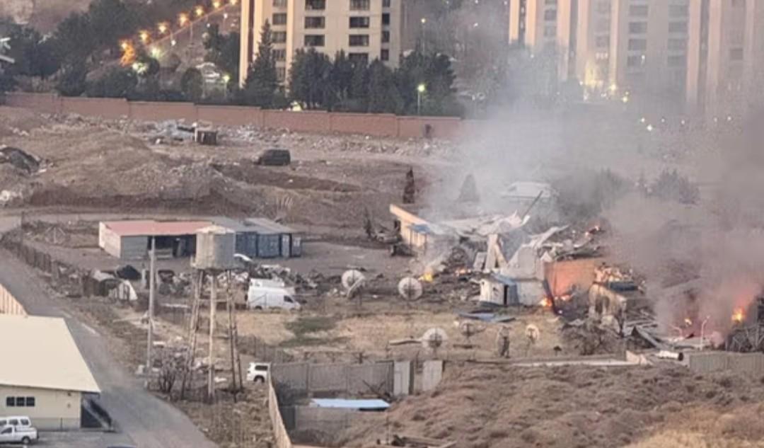 তেহরান, কারাজ, খোরামাবাদ এবং সানন্দজসহ ইরানের একাধিক শহরে বিধ্বংসী হামলা চালিয়েছে মার্কিন-ইসরায়েল যৌথ বাহিনী 