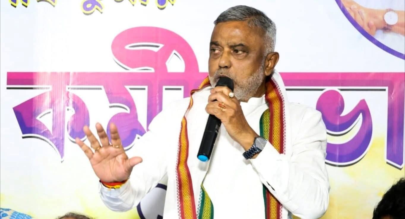 প্রতারণার মামলায় কলকাতার রাসবিহারীর বিদায়ী তৃণমূল বিধায়ক দেবাশিস কুমারকে ইডির তলব 