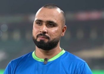 শ্রীলঙ্কায় টি-২০ বিশ্বকাপ চলাকালীন মহিলা হোটেল কর্মীর সাথে অশালীন আচরণের জন্য জরিমানা করা হল পাকিস্তানি ক্রিকেটার ফাহিম আশরাফকে 