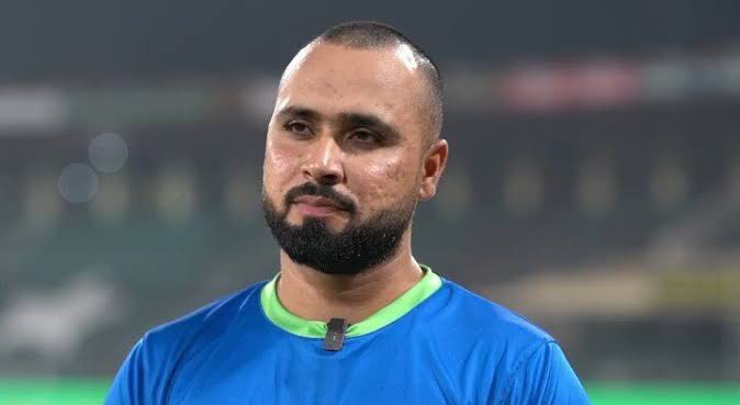 শ্রীলঙ্কায় টি-২০ বিশ্বকাপ চলাকালীন মহিলা হোটেল কর্মীর সাথে অশালীন আচরণের জন্য জরিমানা করা হল পাকিস্তানি ক্রিকেটার ফাহিম আশরাফকে 