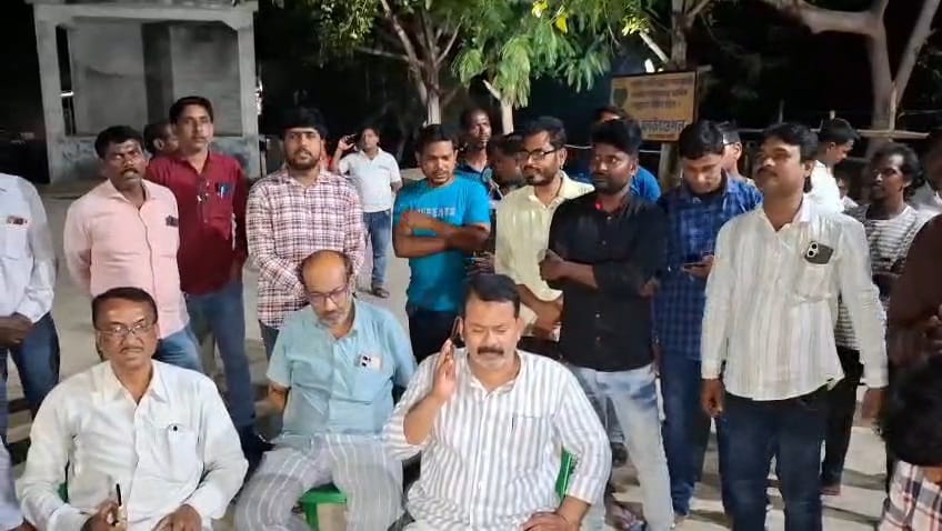 ফের নবীনচন্দ্র বাগকে প্রার্থী করায় পূর্ব বর্ধমানের খণ্ডঘোষে দল ছাড়ার ঘোষণা করলেন বহু তৃণমূল জনপ্রতিনিধি ও নেতা 