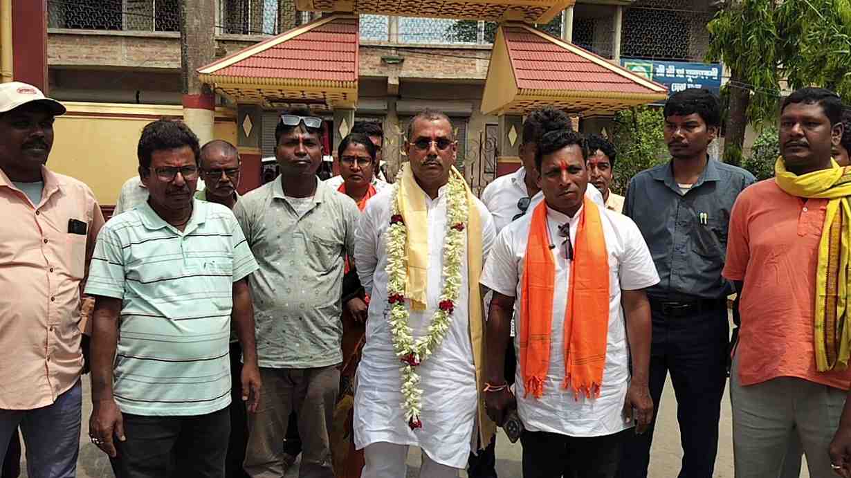 ভোটের প্রচারে নেমেই তৃণমূল শিবিরে ভাঙ্গন ধরালেন পূর্ব বর্ধমানের জামালপুর বিধানসভার বিজেপি প্রার্থী