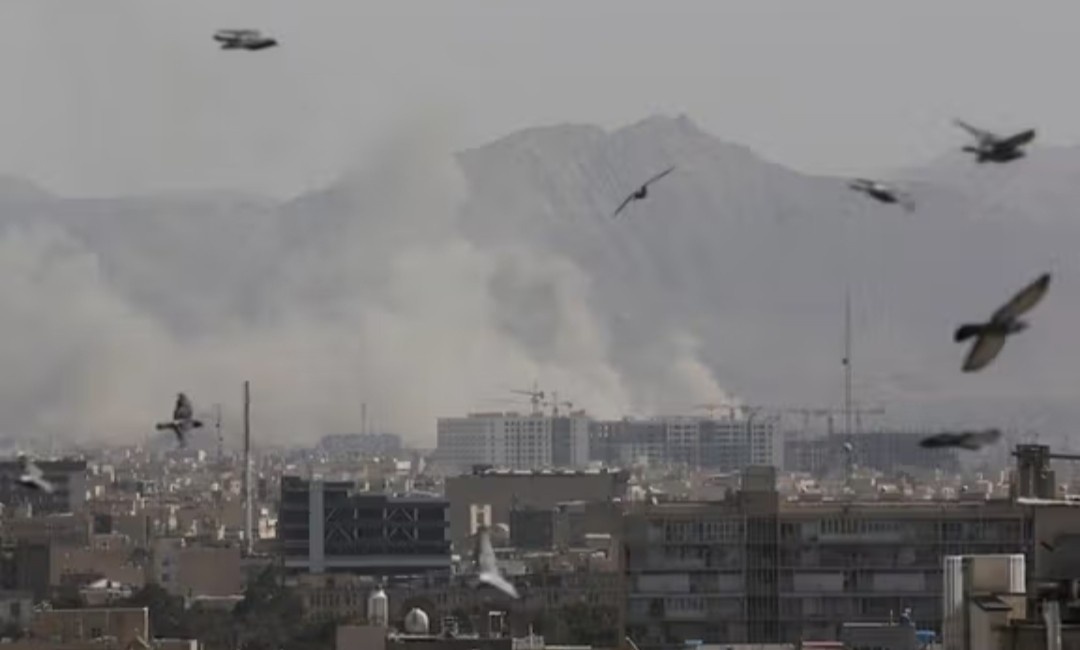 ফের তেহরানের প্রাণকেন্দ্রে মারাত্মক বিমান হামলা চালিয়েছে ইসরায়েলি বিমান বাহিনী