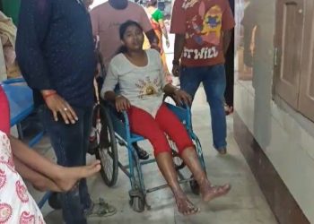 শান্তিপুরে দোল মহোৎসবে খিচুড়ির  বিশাল কড়াই উল্টে গুরুতর দগ্ধ ৩ শিশু ও এক মহিলা