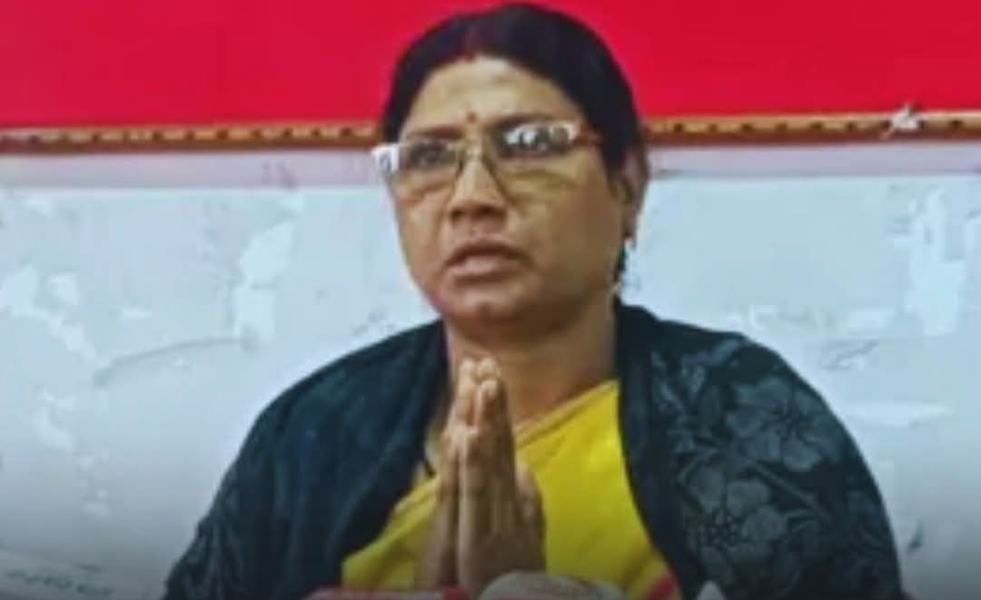 মুসলিম প্রেমিকের সাথে বাংলাদেশে পালানো কিশোরী ৫ বছর ধরে অত্যাচারের শিকার, ফিরিয়ে আনার জন্য ফোনে বারবার কাতর আর্তি ; লাভ জিহাদির ফাঁদে পড়ে করুন পরিনতির মুখে পড়েছে উড়িষ্যার পুরীর একটি মেয়ে 