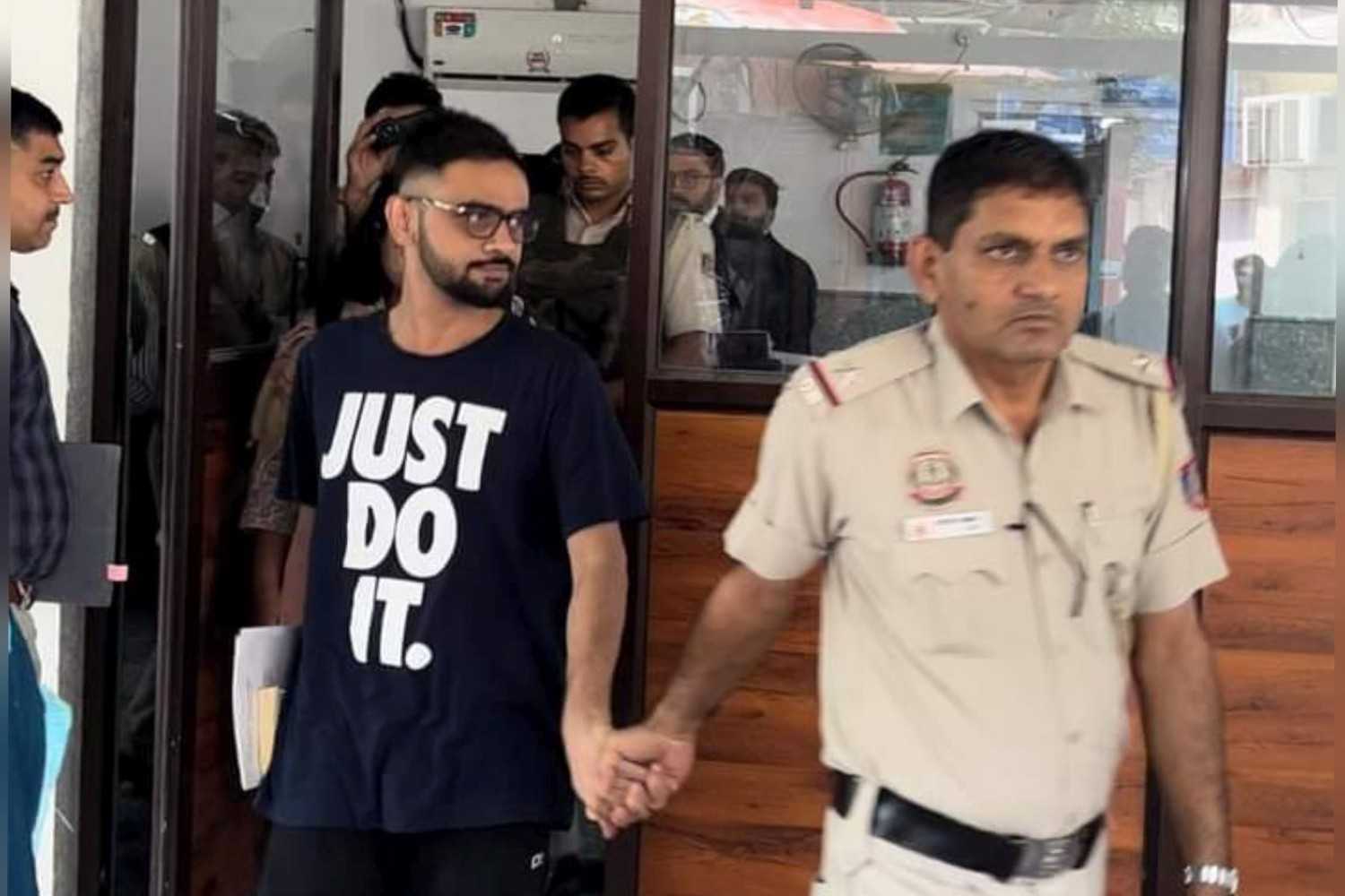 দিল্লি দাঙ্গার মাস্টারমাইন্ড উমর খালিদকে কংগ্রেসের মনোনয়ন দেওয়ার দাবি জানিয়েছেন মুসলিম সংগঠনগুলো