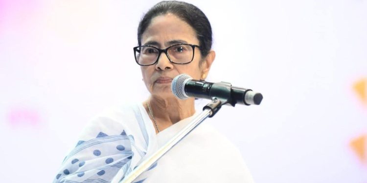 “এক ভোটে হলেও ভবানীপুরে আমিই জিতব” : শুভেন্দুর চ্যালেঞ্জ গ্রহণ করে বললেন মমতা 