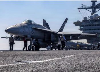 আধুনিক প্রজন্মের বোমারু বিমান দিয়ে ইরানের রাজধানী তেহরানে ব্যাপক হামলা চালাচ্ছে আমেরিকা 