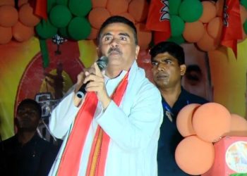 “এবারেও যদি সরকার করতে না পারেন তাহলে আপনাদের অবস্থাও হরগোবিন্দ দাস, চন্দন দাস এর মত হবে” : হাওড়ার শ্যামপুরবাসীকে সতর্ক করে দিলেন শুভেন্দু অধিকারী 