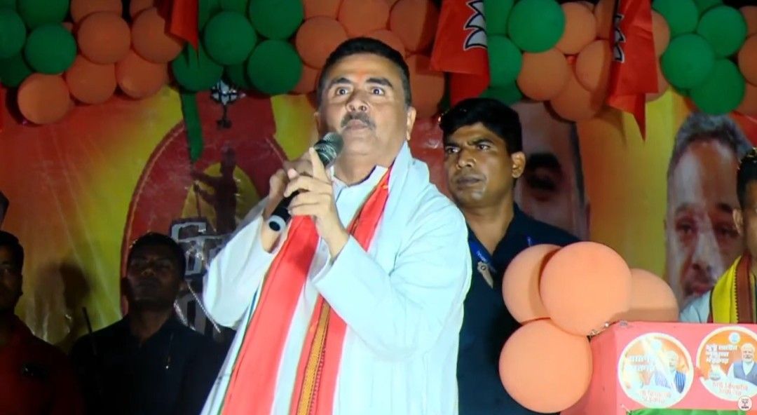 “এবারেও যদি সরকার করতে না পারেন তাহলে আপনাদের অবস্থাও হরগোবিন্দ দাস, চন্দন দাস এর মত হবে” : হাওড়ার শ্যামপুরবাসীকে সতর্ক করে দিলেন শুভেন্দু অধিকারী 