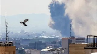 যুদ্ধবিরতির পর সংযুক্ত আরব আমিরাত ও কুয়েতে হামলা চালিয়ে নতুন করে উত্তেজনার সৃষ্টি করল ইরান 