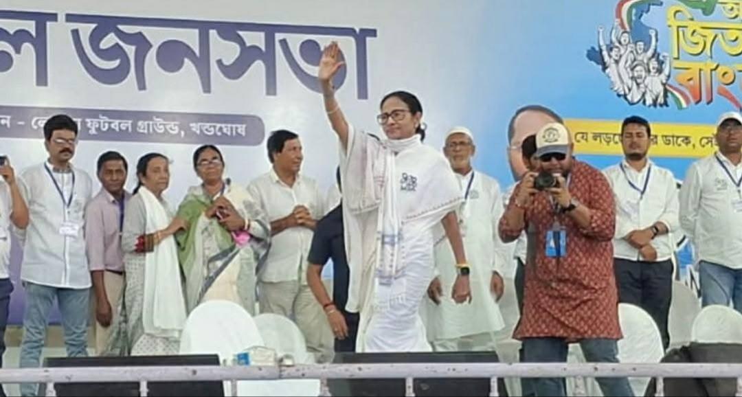 “স্লো ভোটিং- স্লো কাউন্টিং বিজেপির প্ল্যান” :  দাবি করে মমতা বললেন : “আগামী দিন দিল্লি আমরা দখল করবো”
