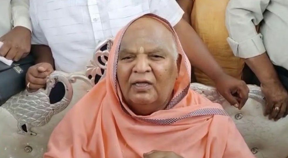 খাদ্য-জলের আকাল ও মহামারী, ভয়াবহ বিপর্যয় অপেক্ষা করছে মানুষের জন্য : ভয়ানক ভবিষ্যৎবাণী করলেন প্রভাবশালী  জ্যোতিষী ও সাধক 