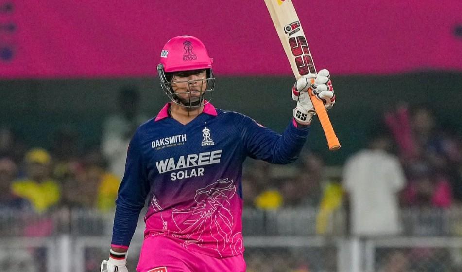 ছক্কার ঝড়; দ্রুততম সেঞ্চুরি করে রেকর্ড গড়লেন ১৫ বছর বয়সী  বৈভব সূর্যবংশী