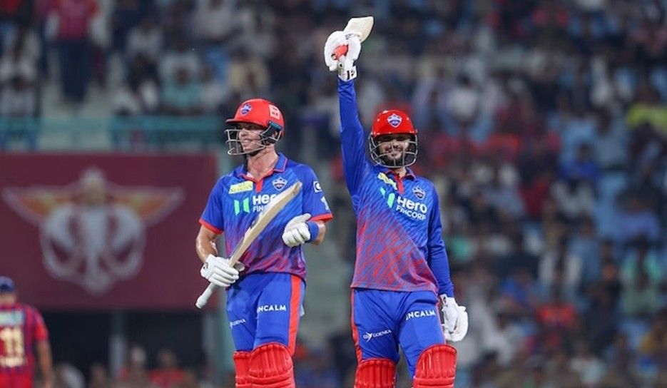 সমীর রিজভীর বিস্ফোরক ব্যাটিংয়ে লখনউয়ের বিরুদ্ধে জয় নিশ্চিত করল দিল্লি 