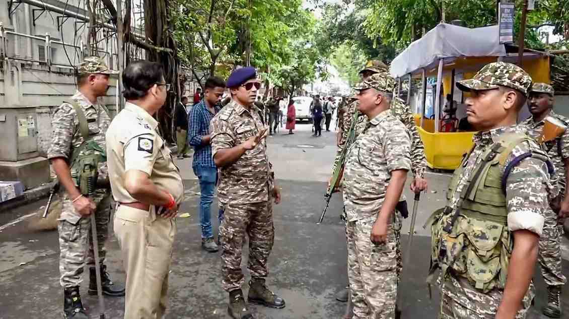 এরাজ্যে তিন মাসের জন্য ৫০০ কোম্পানি সিএপিএফ মোতায়েনের   অনুমোদন দিয়েছে স্বরাষ্ট্র মন্ত্রক