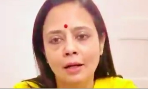 গরু-মোষ জবাই করার অনুমতি দেওয়ার জন্য কলকাতা হাইকোর্টের কাছে আবেদন জানালেন তৃণমূল সাংসদ মহুয়া মৈত্র 