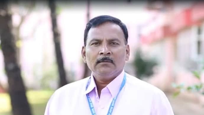 নিট-ইউজি ২০২৬ প্রশ্নপত্র ফাঁস মামলার মূল পান্ডা রসায়ন শিক্ষক পিভি কুলকার্নিকে গ্রেপ্তার করেছে সিবিআই 