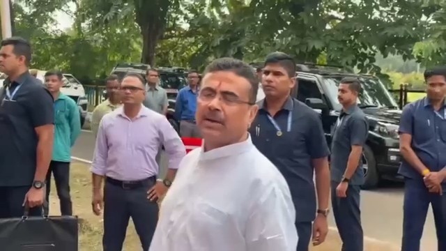 “আপনারা আমাদের বাকস্বাধীনতা দিয়েছেন” : কোলাঘাটে মুখ্যমন্ত্রীর প্রশাসনিক বৈঠকে বললেন তৃণমূলের ‘বিদ্রোহী’ জন প্রতিনিধি 