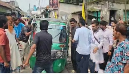 জিহাদিদের উসকে দিয়ে হিন্দু প্রধান শিক্ষককে খুনের চেষ্টা করল  শরীয়তপুরের স্কুলের সহকারী প্রধান শিক্ষক জামাল উদ্দিন 