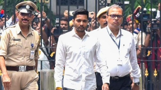 অবশেষে নিয়োগ দুর্নীতি মামলায় ইডির জেরার মুখোমুখি হলেন অভিষেক ব্যানার্জি ; এবার কি গ্রেপ্তার ? 