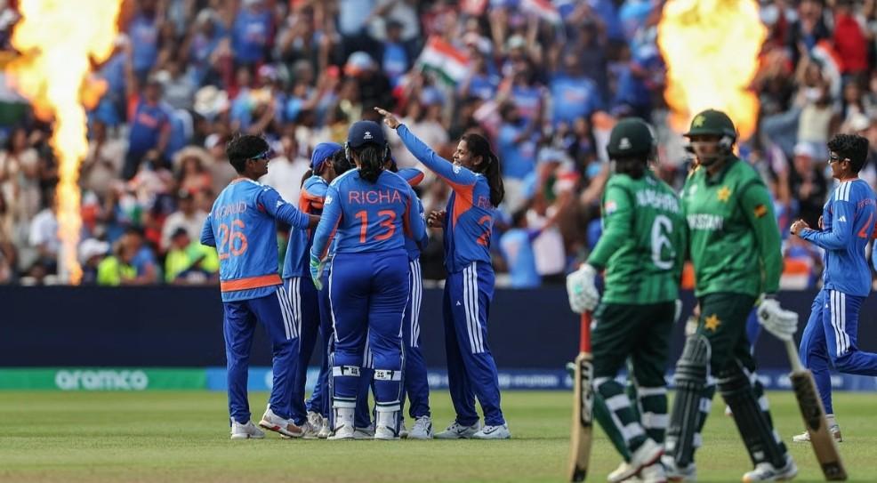 মহিলা টি-২০ বিশ্বকাপে ভারতের কাছে হেরে যাওয়া পাকিস্তানকে বিশাল অঙ্কের জরিমানা করেছে আইসিসি