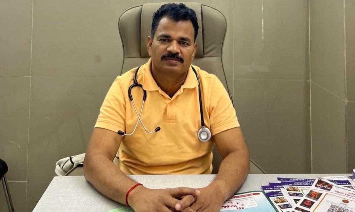 বাংলাদেশি অনুপ্রবেশকারীর  বিষয়ে অভিযোগ করায় এক চিকিৎসককে গ্রেপ্তার করল কংগ্রেস শাসিত কর্ণাটকের পুলিশ, সরকারে উদ্দেশ্যে আদালতের প্রশ্ন : “কতদিন তোষণ করে দেশের নিরাপত্তা বিঘ্নিত করবেন ?”