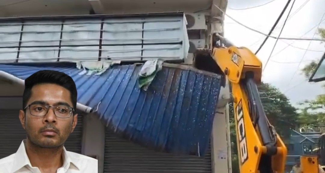 ২০৩১ সালে ক্ষমতায় ফিরে বিজেপির সব পার্টি অফিস গুঁড়িয়ে দেওয়ার হুমকি দিলেন অভিষেক ব্যানার্জি
