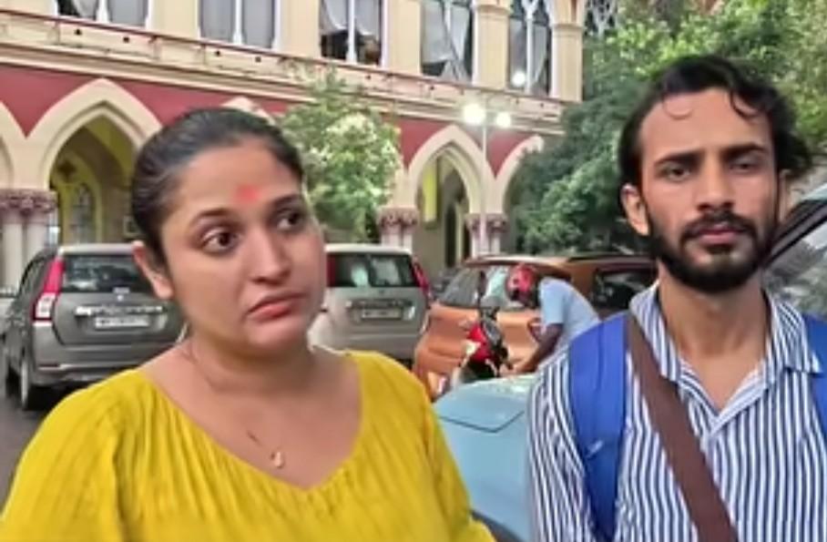ভিন ধর্মে বিয়েতে সমাজের আপত্তি, হাওড়ার বৈশালী সাহা ও আক্রম খানের আগামী বিয়ের দিন ঠিক করে দিল কলকাতা হাইকোর্ট ; যুগলের হয়ে সওয়াল করলেন আইনজীবী বিকাশরঞ্জন ভট্টাচার্য 