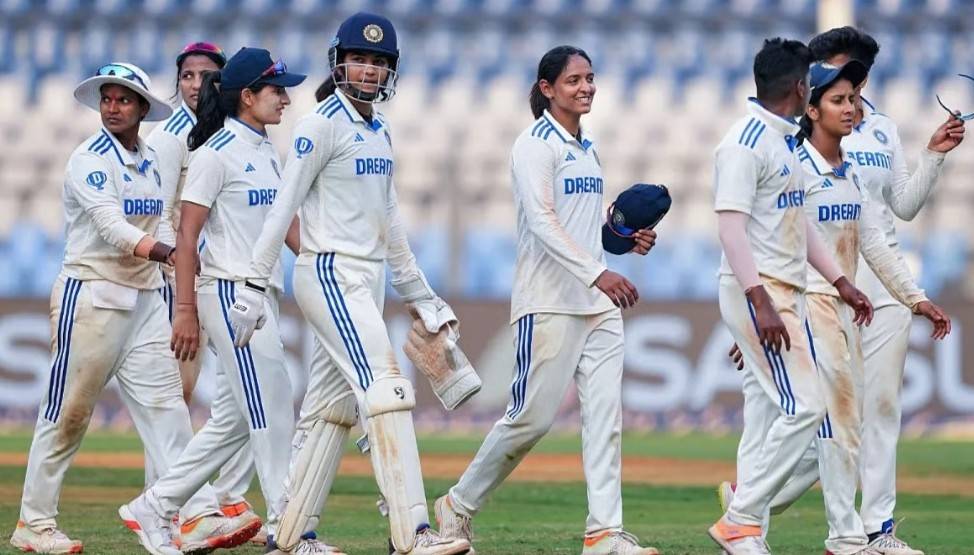 লর্ডসে প্রথম টেস্ট ম্যাচ জিতে  ইতিহাস সৃষ্টি করলেন ভারতের মেয়েরা 