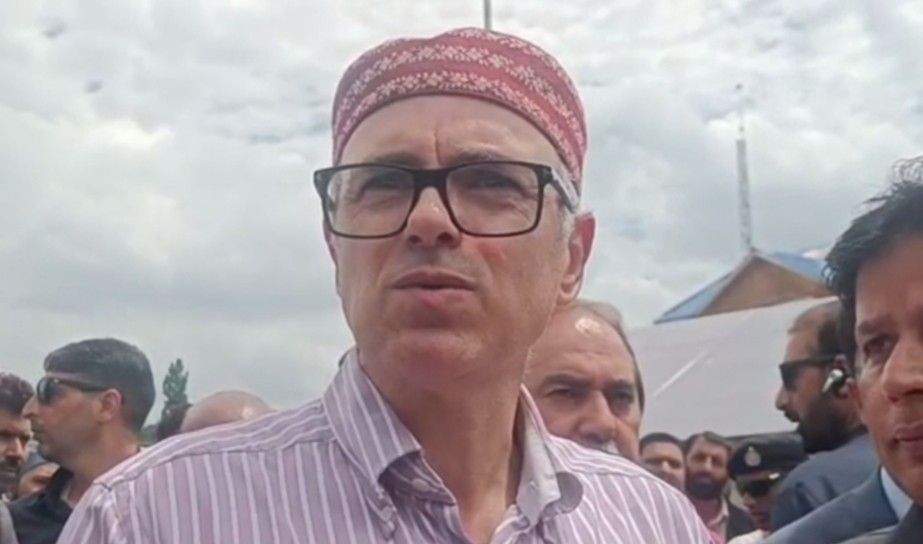 ভারত ও পাকিস্তানের মধ্যে সম্পর্ক উন্নত করতে উদগ্রীব ওমর আবদুল্লাহ