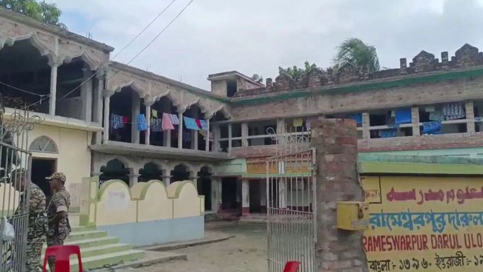 বসিরহাটের খারিজি মাদ্রাসায় তল্লাশি চালিয়ে চাঞ্চল্যকর তথ্য পেলো তদন্তকারী দল  