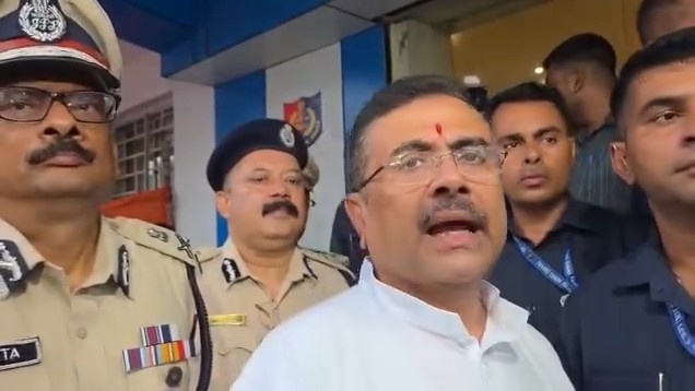বারুইপুরে ধর্ষণ-খুনে জড়িত সন্দেহে পিটিয়ে মারা যুবক নির্দোষ, ২০০ জনকে চিহ্নিত করা হয়েছে : মুখ্যমন্ত্রী শুভেন্দু অধিকারী ;  পুলিশের নজর উসকানিদাতাদের দিকেও 