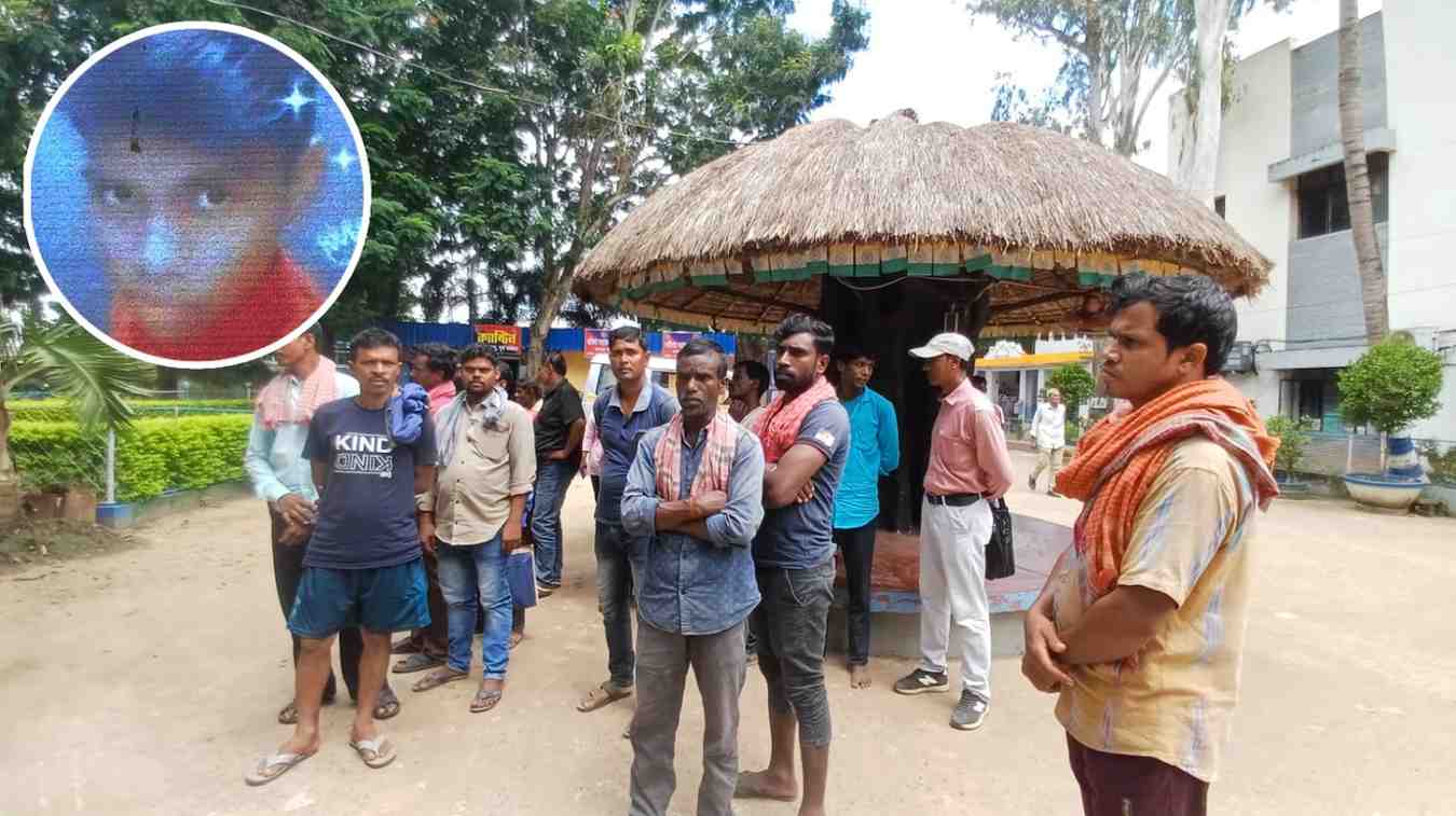 শিবের জলাভিষেকের জন্য কাটোয়ার গঙ্গা থেকে জল নিয়ে পায়ে হেঁটে ফেরার পথে ভাতারের ২০ বছরের যুবকের মর্মান্তিক মৃত্যু
