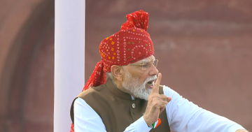 ‘আমরা ২০৪৭ সালের মধ্যে দেশকে একটি উন্নত রাষ্ট্রে পরিণত করব’: স্বাধীনতা দিবসের ভাষণে বললেন প্রধানমন্ত্রী মোদী ; এই প্রথম লাল কেল্লায় গাওয়া হল “বন্দেমাতরম” 