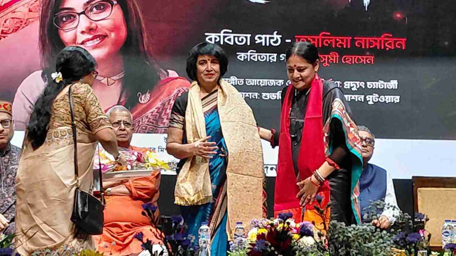 “মুসলমানদের সবচেয়ে বড় শত্রু বামপন্থীরা ; তারা নিজেদের জন্য আধুনিকতা চায়, কিন্তু মুসলমানদের জন্য চায় মধ্যযুগীয় বিধান” : তসলিমা নাসরিন