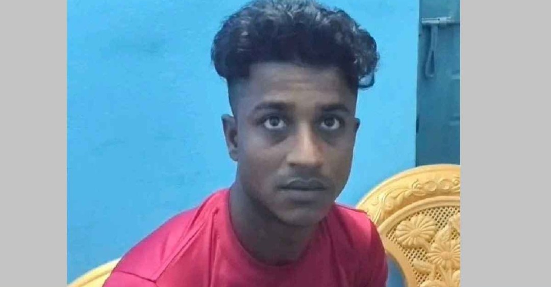 গৃহবধূর মৃতদেহের সঙ্গে যৌনাচার করতে গিয়ে হাতেনাতে ধরা পড়ল। নড়াইলের অ্যাম্বুলেন্স চালক সাগর শেখ