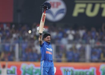 ওয়েস্ট ইন্ডিজের দেওয়া ৪০৬ রানের বিশাল লক্ষ্য তাড়া করে ম্যাচ জিতে নিল ভারত, নতুন রেকর্ড গড়লেন শুভমান গিল, বড় মাইলফলকে পৌঁছালেন রোহিত শর্মা
