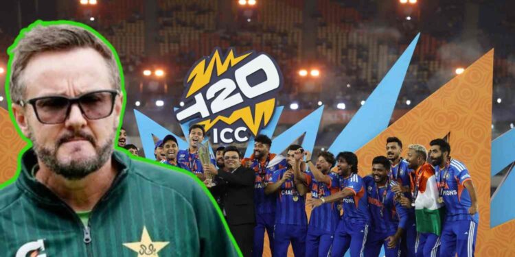 সাদা বলের ক্রিকেটে ভারতকে “মানদণ্ড” বলে মনে করছেন পাকিস্তানের কোচ মাইক হেসন ; ভারতের কাছাকাছি পৌঁছনোকে তিনি কঠিন চ্যালেঞ্জ হিসাবে দেখছেন 
