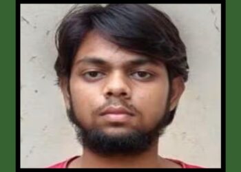 হোয়াটসঅ্যাপ গ্রুপে বানিয়ে আল -কায়েদার প্রচার ও জিহাদের জন্য সন্ত্রাসী নিয়োগের অভিযোগে ইউপির আজমগড়ে গ্রেপ্তার ১৯ বছরের মহম্মদ নাবিল 