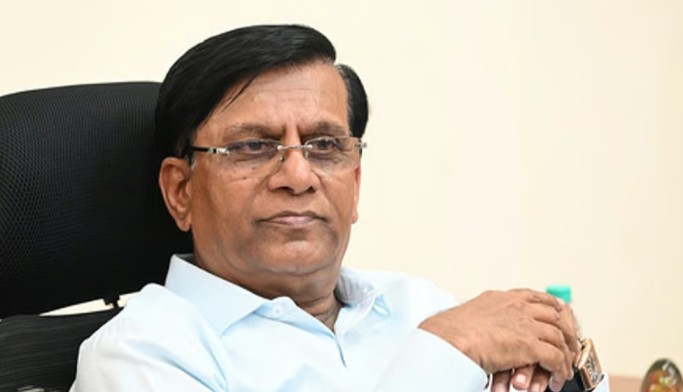 “আমি ধর্মান্তরিত হব না” : হজে যাওয়ার ইচ্ছা প্রকাশ করা কর্ণাটক কংগ্রেসের মন্ত্রী রায়ারেড্ডি বিশ্ব জুড়ে বিখ্যাত করায় সৌদি-ইরানকে ধন্যবাদ জানিয়েছেন 