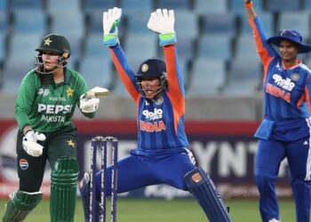 নারী এশিয়া কাপের ম্যাচে পাকিস্তানকে অবলীলায় হারিয়ে দিল ভারত 